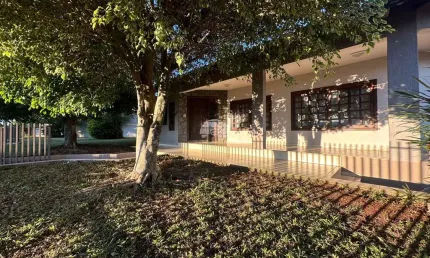 Casa com 3 quartos à venda na rua afonso pena, 890, menino deus, pato branco, 185 m2 por r$ 1.050.000