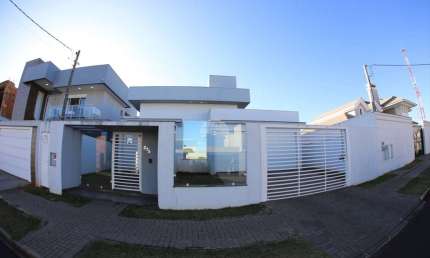 Casa com 3 quartos à venda na Rua Antonio Cesa, 275, Industrial, Pato Branco, 205 m2 por R$ 1.400.000