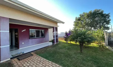 Casa com 4 quartos à venda na Rua das Violetas, 1063, Veneza, Pato Branco, 126 m2 por R$ 489.000