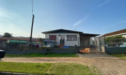 Casa com 5 quartos à venda na Rua Mato Grosso, 782, Santa Terezinha, Pato Branco, 70 m2 por R$ 360.000