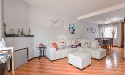 Casa com 3 quartos à venda na Rua Padre José Maurício, 18, Tanguá, Almirante Tamandaré, 190 m2 por R$ 570.000