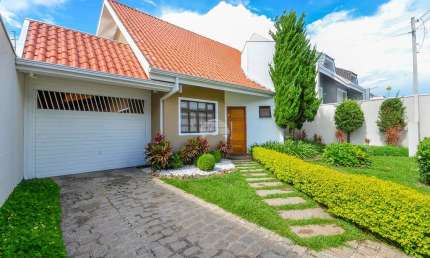 Casa com 4 quartos à venda na Rua Adolfo Sora, 103, Pineville, Pinhais, 210 m2 por R$ 1.349.000