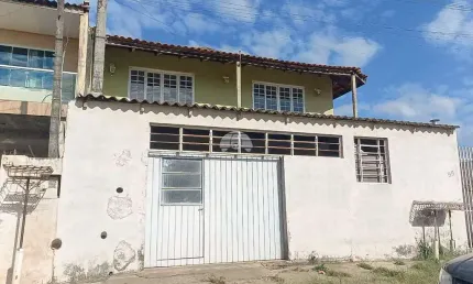 Casa com 3 quartos à venda na Rua Major Vicente de Castro, 99, Vila Militar I, Piraquara, 210 m2 por R$ 380.000