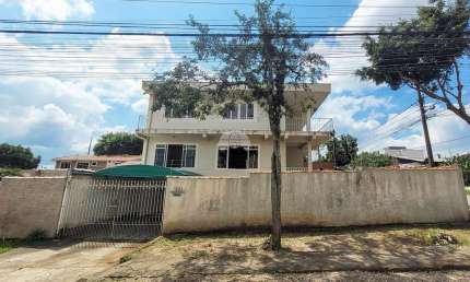Casa com 5 quartos à venda na Rua Santa Alves Petra, 248, Emiliano Perneta, Pinhais, 225 m2 por R$ 799.000