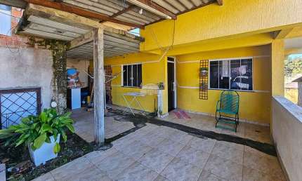 Terreno à venda na Rua das Rosas, 68, Vila Vale das Flores, Colombo, 360 m2 por R$ 300.000