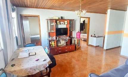Casa com 3 quartos à venda na Rua Delfim Moreira, 85, Jardim Amélia, Pinhais, 462 m2 por R$ 400.000