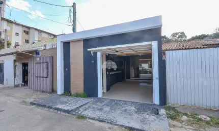 Casa com 2 quartos à venda na Rua Estêvão Manika, 1531, Santa Cândida, Curitiba, 62 m2 por R$ 165.000