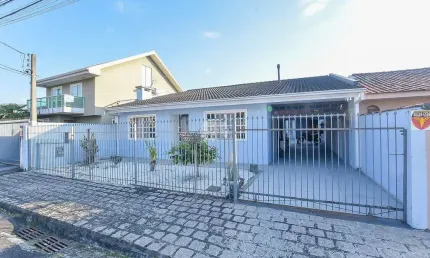 Casa com 3 quartos à venda na Rua Alferes Alfredo Antônio Müller, 119, Bacacheri, Curitiba, 238 m2 por R$ 1.250.000