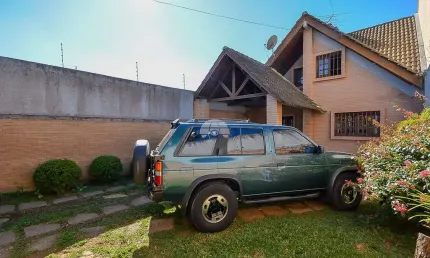 Casa com 2 quartos à venda na estrada de santa cândida, 690, santa cândida, curitiba, 134 m2 por r$ 600.000