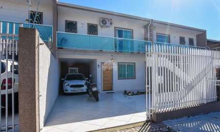 Casa com 3 quartos à venda na Rua Alberto Mansuetto Dallagassa, 135, Pinheirinho, Curitiba, 119 m2 por R$ 630.000