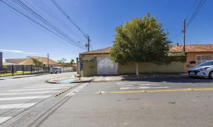Casa com 3 quartos à venda na Rua Caetano Munhoz da Rocha, 1345, Ouro Verde, Campo Largo, 145 m2 por R$ 460.000