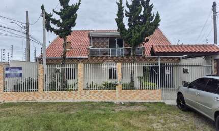 Casa com 3 quartos à venda na Rua Sezinando Ferreira da Cruz, 935, Miringuava, São José dos Pinhais, 265 m2 por R$ 807.500