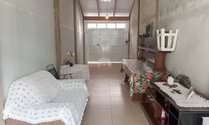 Casa com 3 quartos à venda na Rua Professora Lourdes Grutter Bonin, 953, Afonso Pena, São José dos Pinhais, 64 m2 por R$ 400.000
