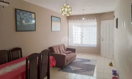 Casa com 3 quartos à venda na Rua Professora Lourdes Grutter Bonin, 953, Afonso Pena, São José dos Pinhais, 64 m2 por R$ 400.000