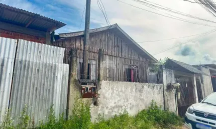 Casa com 6 quartos à venda na Rua Olívio Rudiak, 90, São Sebastião, São José dos Pinhais, 280 m2 por R$ 260.000