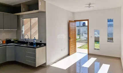 Casa com 3 quartos à venda na Rua Jorge Silveira de Souza, 229, Guatupê, São José dos Pinhais, 61 m2 por R$ 450.000