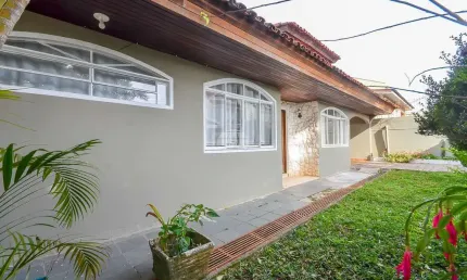 Casa com 4 quartos à venda na Rua Olinda, 91, Santa Cândida, Curitiba, 240 m2 por R$ 800.000