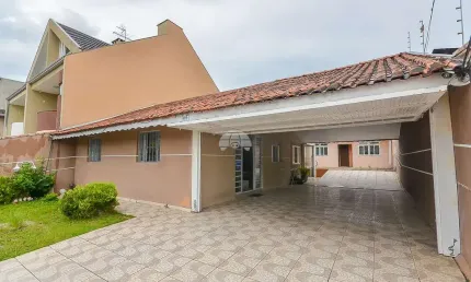 Casa com 6 quartos à venda na Rua Luiz Amora, 699, Capão Raso, Curitiba, 112 m2 por R$ 620.000