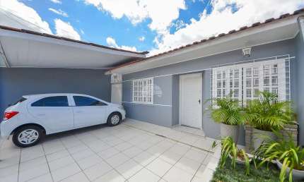 Casa com 3 quartos à venda na Rua Júlia Ferreira do Amaral Stamm, 192, Campo de Santana, Curitiba, 111 m2 por R$ 370.000