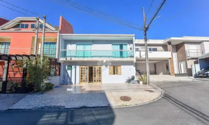 Casa com 3 quartos à venda na rua victalino josé bolicenha, 56, sítio cercado, curitiba, 140 m2 por r$ 720.000