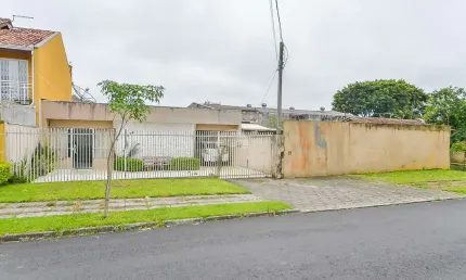 Terreno à venda na Rua Professora Maria de Assumpção, 474, Hauer, Curitiba, 830 m2 por R$ 1.080.000
