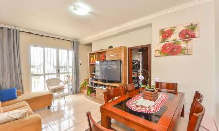 Casa com 4 quartos à venda na Rua Professor Mário José Zancanaro, 548, Cidade Industrial, Curitiba, 186 m2 por R$ 579.000