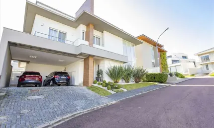Casa em condomínio fechado com 4 quartos à venda na Rua Pedro Skora, 4, Tingui, Curitiba, 329 m2 por R$ 3.800.000