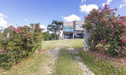 Chácara / sítio com 8 quartos à venda na Rua Felício Laskoski, 512, Riviera, Curitiba, 7000 m2 por R$ 3.450.000