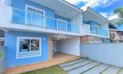 Casa em condomínio fechado com 3 quartos à venda na Rua Califórnia, 172, Balneário Betaras, Matinhos, 143 m2 por R$ 740.000