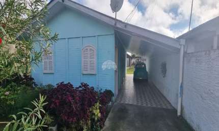 Casa com 4 quartos à venda na Rua Arapongas, 335, Guaraituba, Colombo, 120 m2 por R$ 570.000