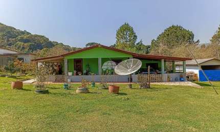 Chácara / sítio com 4 quartos à venda na ESTRADA AMBROSIO, 768, Zona Rural, Tijucas do Sul, 150 m2 por R$ 398.000