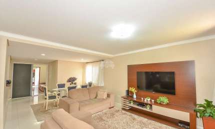 Casa com 4 quartos à venda na Rua Vereador Yrlan Cavet, 450, Alto Boqueirão, Curitiba, 370 m2 por R$ 1.300.000