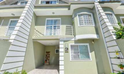 Casa com 3 quartos à venda na Rua Rodrigo de Freitas, 79, Bacacheri, Curitiba, 162 m2 por R$ 960.000