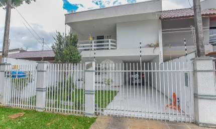 Casa com 3 quartos à venda na Rua Dionizia Itália Bino, 98, Silveira da Motta, São José dos Pinhais, 290 m2 por R$ 1.200.000