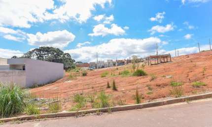 Terreno à venda na Avenida Portugal, 83, Nações, Fazenda Rio Grande por R$ 120.000