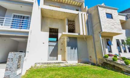 Casa em condomínio fechado com 3 quartos à venda na Rua Guilherme Nievola, 59, Xaxim, Curitiba, 200 m2 por R$ 690.000