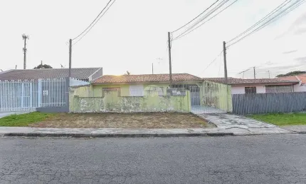 Terreno à venda na Rua Benedito da Costa Coelho, 56, Pinheirinho, Curitiba por R$ 500.000