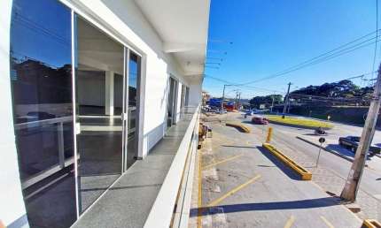 Sala comercial para alugar na Rua Antônio Johnson, 5061, Vila Alto Pinheiros, Almirante Tamandaré, 120 m2 por R$ 3.000