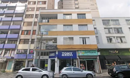Sala comercial para alugar na Rua Emiliano Perneta, 201, Centro, Curitiba, 30 m2 por R$ 800
