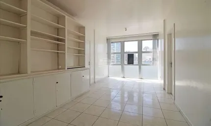 Sala comercial para alugar na AVENIDA MAL FLORIANO PEIXOTO, 228, Centro, Curitiba, 98 m2 por R$ 1.300