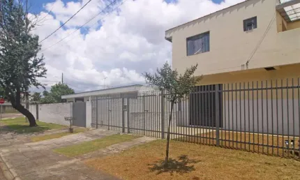 Barracão / Galpão / Depósito para alugar na Rua Galileu Galilei, 850, Lindóia, Curitiba, 100 m2 por R$ 2.700