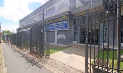 Sala comercial para alugar na Rua João Bettega, 2052, Fazendinha, Curitiba, 28 m2 por R$ 900