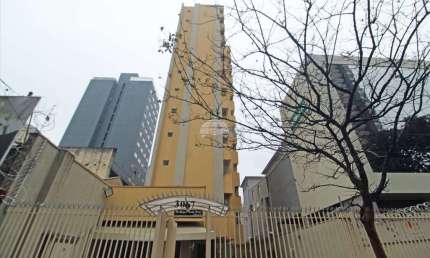 Apartamento com 1 quarto para alugar na Avenida Visconde de Guarapuava, 3067, Centro, Curitiba, 67 m2 por R$ 1.500