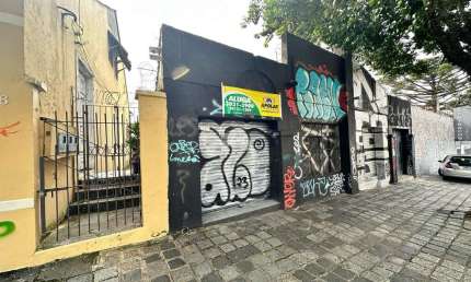 Ponto comercial para alugar na Rua Trajano Reis, 558, São Francisco, Curitiba, 18 m2 por R$ 750