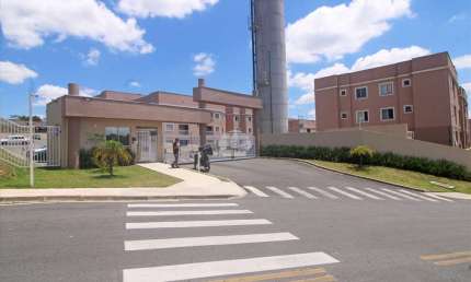 Apartamento com 2 quartos para alugar na Rua Atos dos Apóstolos, 98, Cristo Rei, Campo Largo, 49 m2 por R$ 700