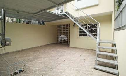 Casa com 3 quartos para alugar na Rua Estados Unidos, 2670, Boa Vista, Curitiba, 107 m2 por R$ 3.000