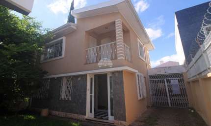 Casa comercial para alugar na Rua Professor Brandão, 382, Alto da Rua XV, Curitiba, 200 m2 por R$ 6.900