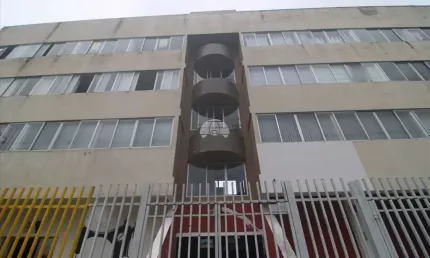 Apartamento para alugar na Rua Mauá, 159, Alto da Glória, Curitiba, 31 m2 por R$ 1.800