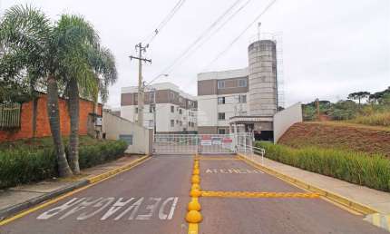 Apartamento com 2 quartos para alugar na Rua Reinaldo Gadens, 210, Jardim Iruama, Campo Largo, 47 m2 por R$ 900