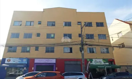 Apartamento com 2 quartos para alugar na Rua Veríssimo Marques, 731, Centro, São José dos Pinhais, 63 m2 por R$ 1.500